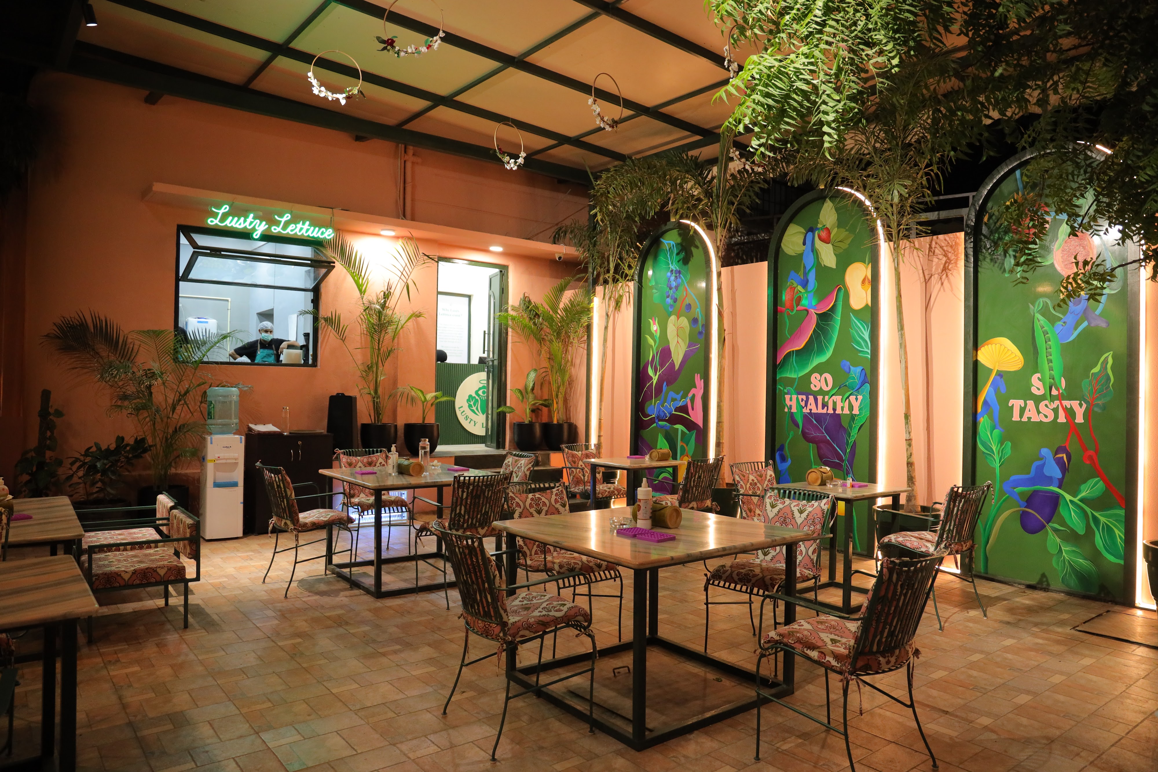 Lusty Lettuce - Pet-Friendly Café in Jaipur